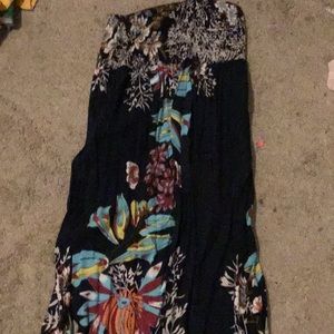 Pennington: strapless flower dress